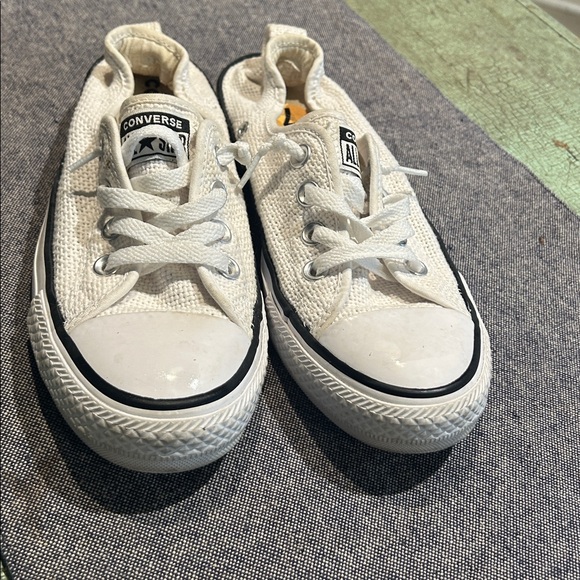 Converse Shoreline Low Top White Canvas Sneakers Womens Size 7 Slip On - Picture 3 of 6